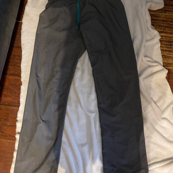 Figs Pants & Jumpsuits Figs Technical Collection Gray Medium Scrub